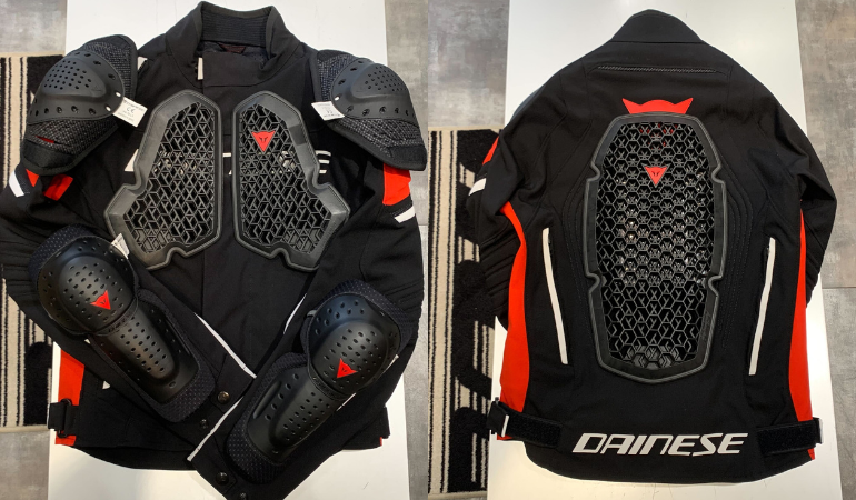 高い保護性能と快適な着用感を両立したジャケットーRACING 3 D-DRY® JACKET